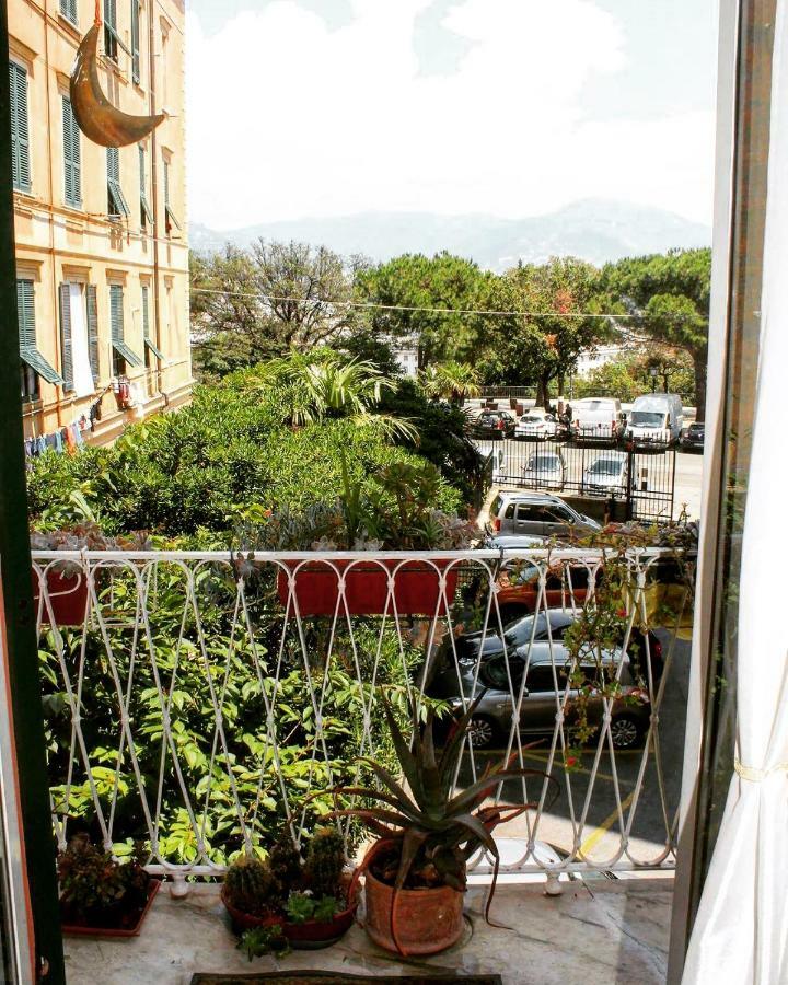 Appartamento In Centro Zona Fiera,Davanti Al Galliera Genova Esterno foto