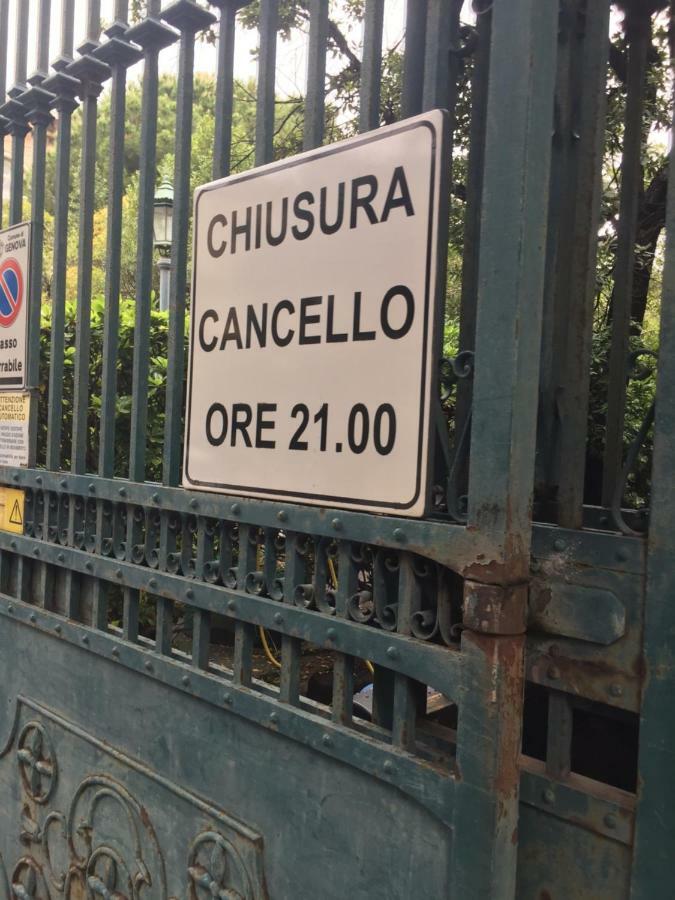 Appartamento In Centro Zona Fiera,Davanti Al Galliera Genova Esterno foto